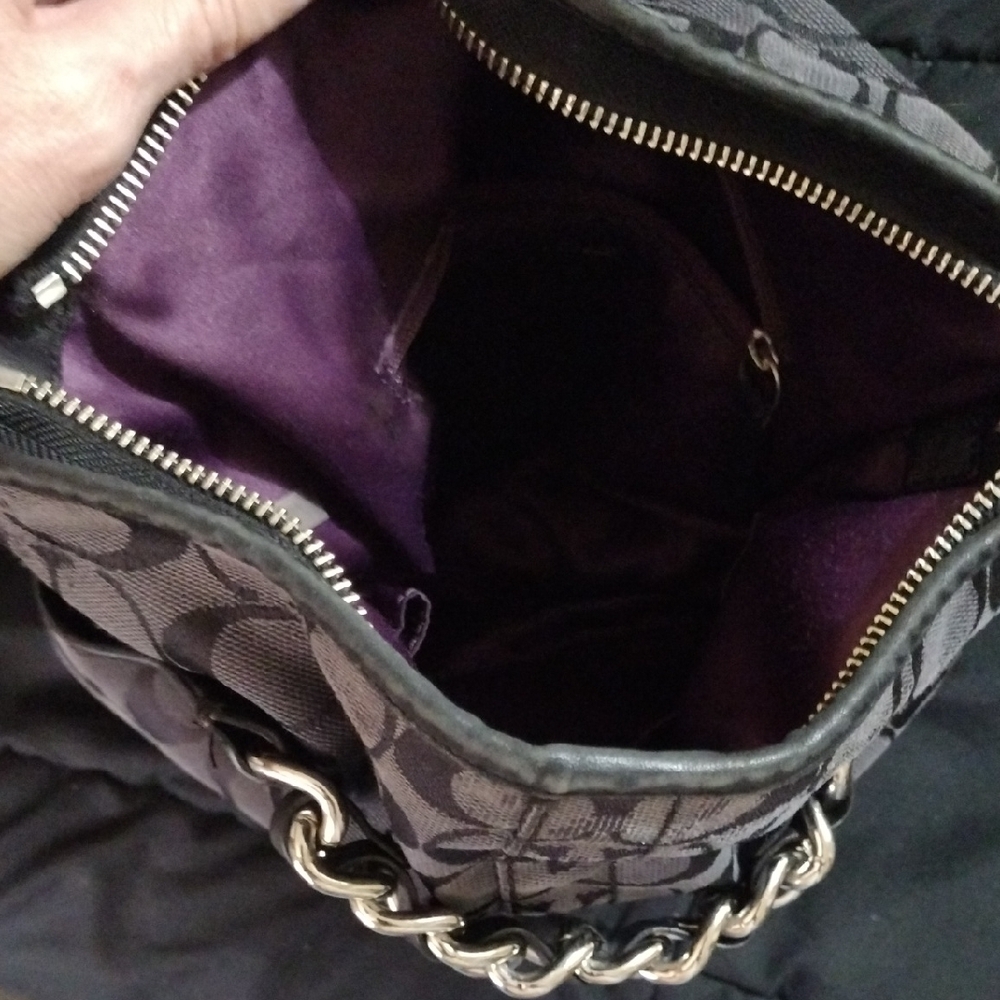 Coach Black Shoulder Bag with Chain Strap - Picture 4 of 4